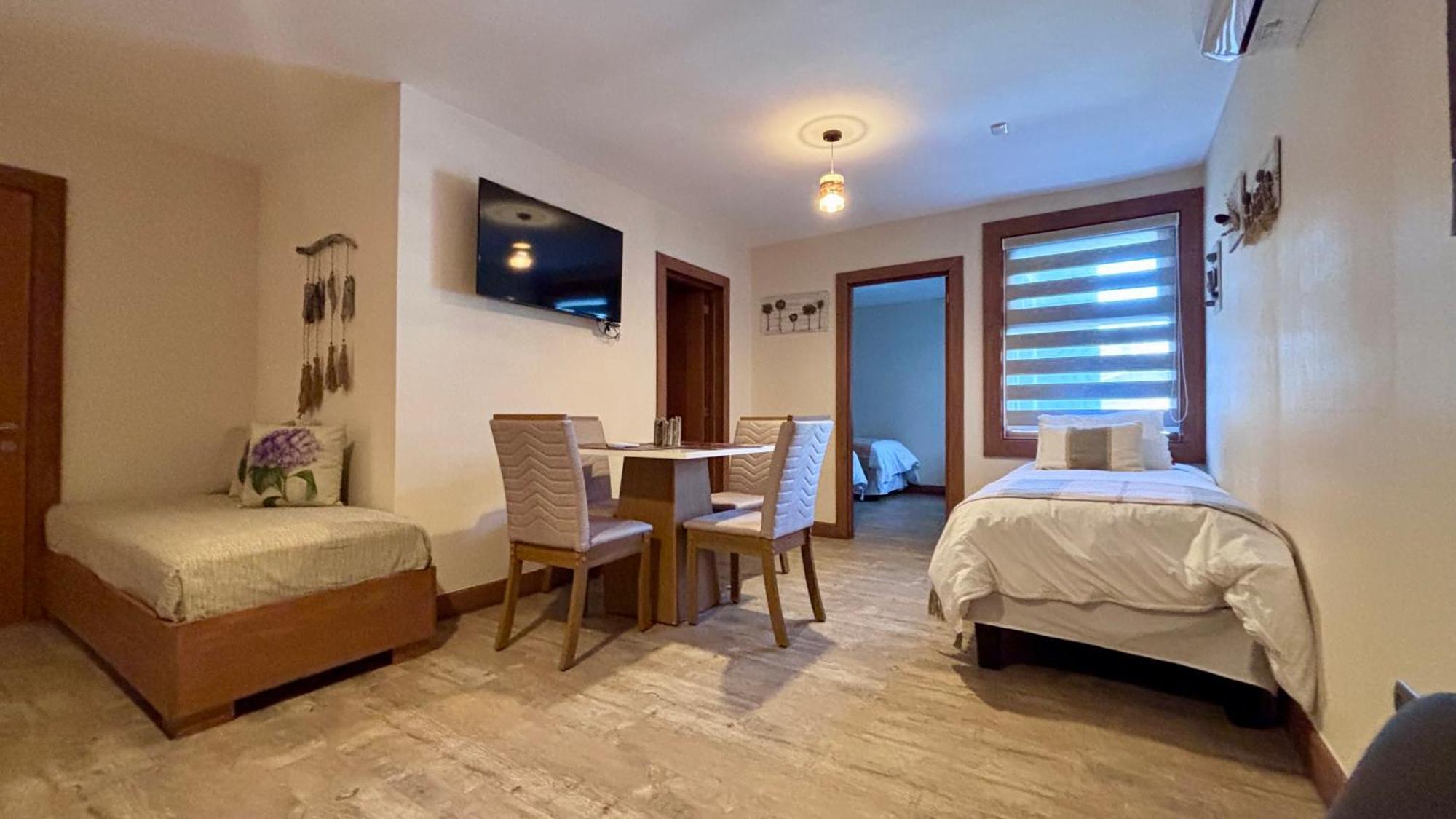 Entre Cumbres Apart Hotel Coyhaique Exterior photo